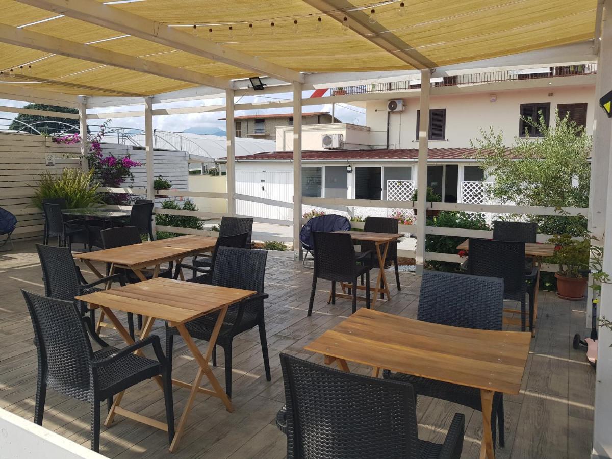 לידו די פונדי Un Passo Dal Mare - Guest House מראה חיצוני תמונה