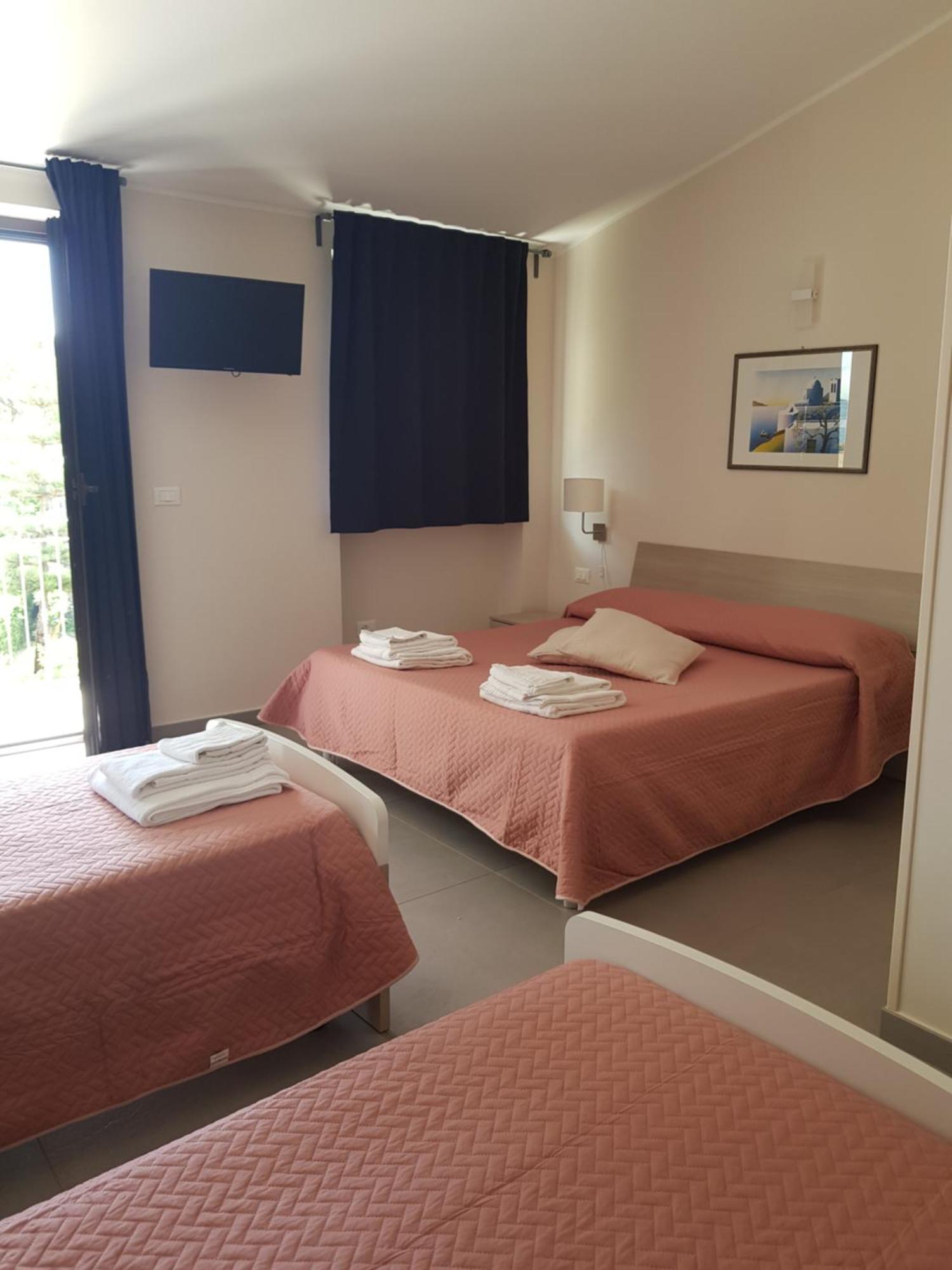 לידו די פונדי Un Passo Dal Mare - Guest House מראה חיצוני תמונה